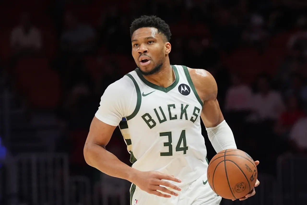 Giannis Antetokounmpo getting traded to Heat in blockbuster, AP source says