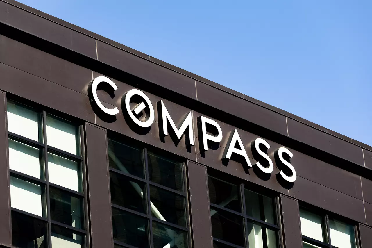 Fight over private home listings heats up in WA as real estate giants clash