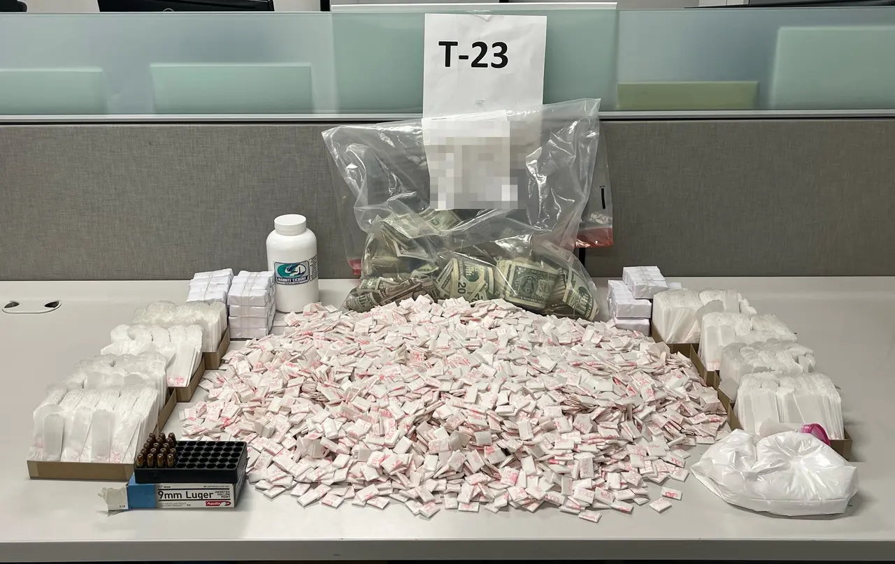 Detectives raid Bronx fentanyl den, find 2-year-old girl inside drug-filled apartment
