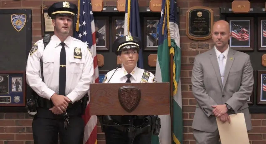 NYPD officers fatally shoot butcher knife-wielding man in Manhattan