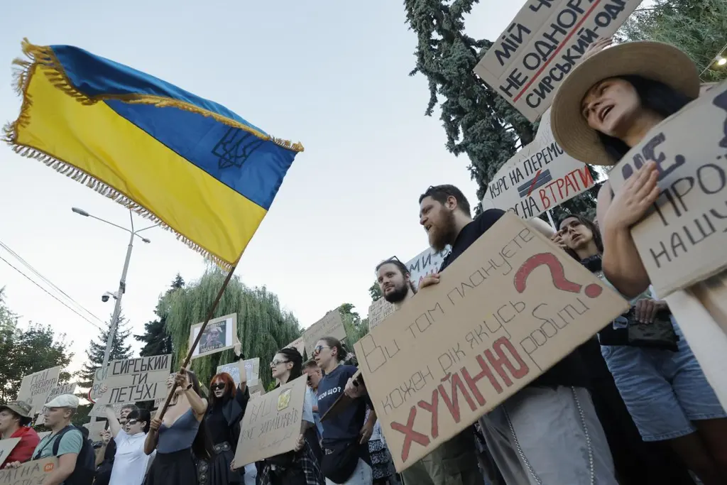 Amid grinding war, protesting Ukrainians still want their voices heard