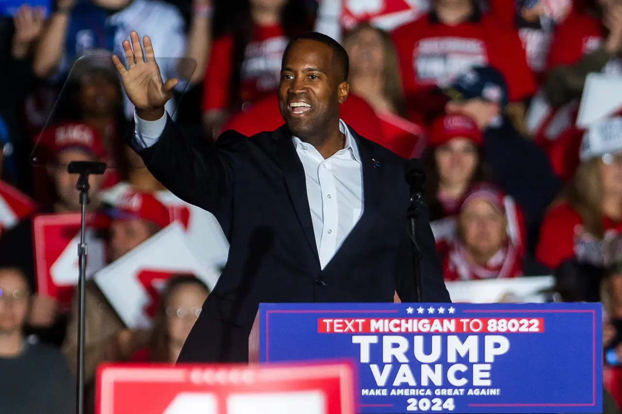 James campaign scrubs some online elements of Trump support