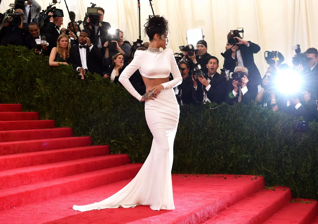 Rihanna Owns the Red Carpet
