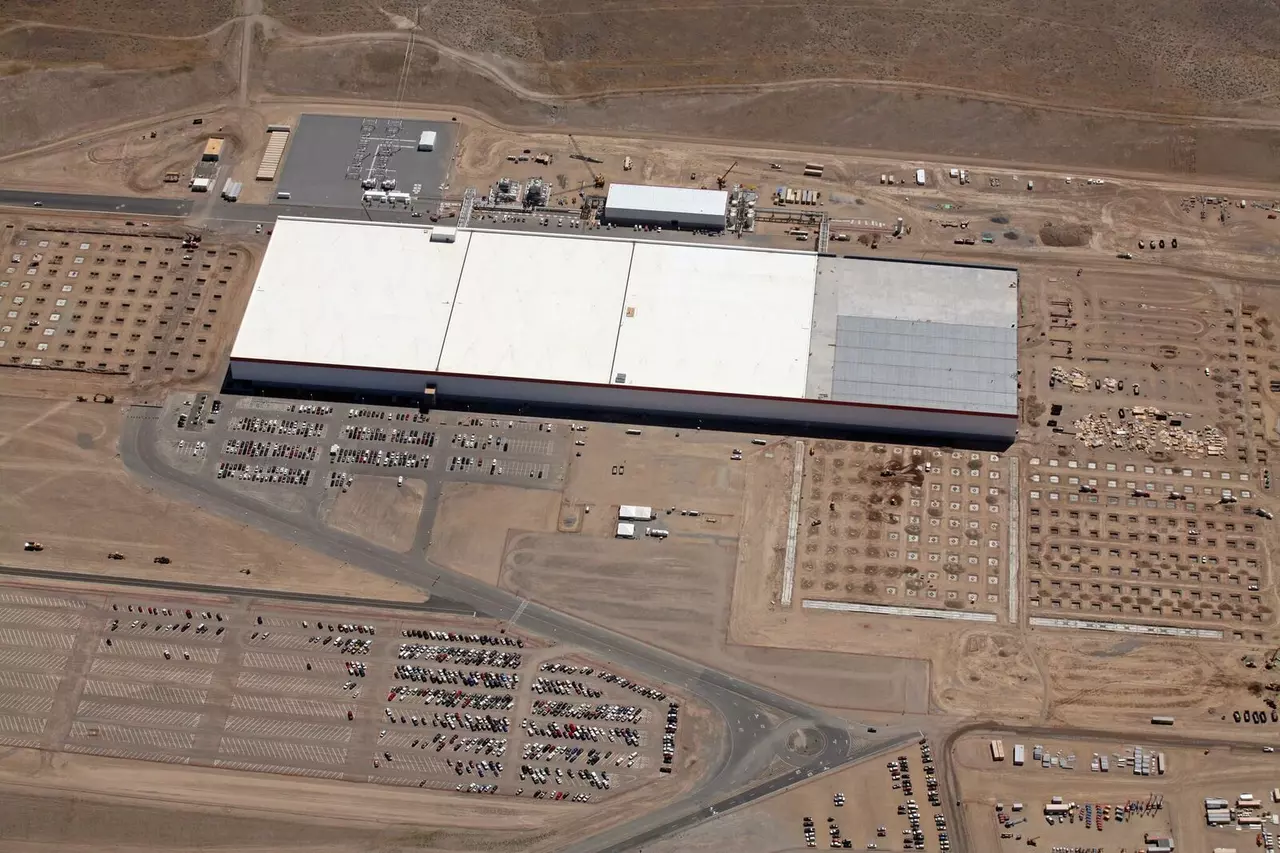 Tesla's Gigafactory - Views from the Sky