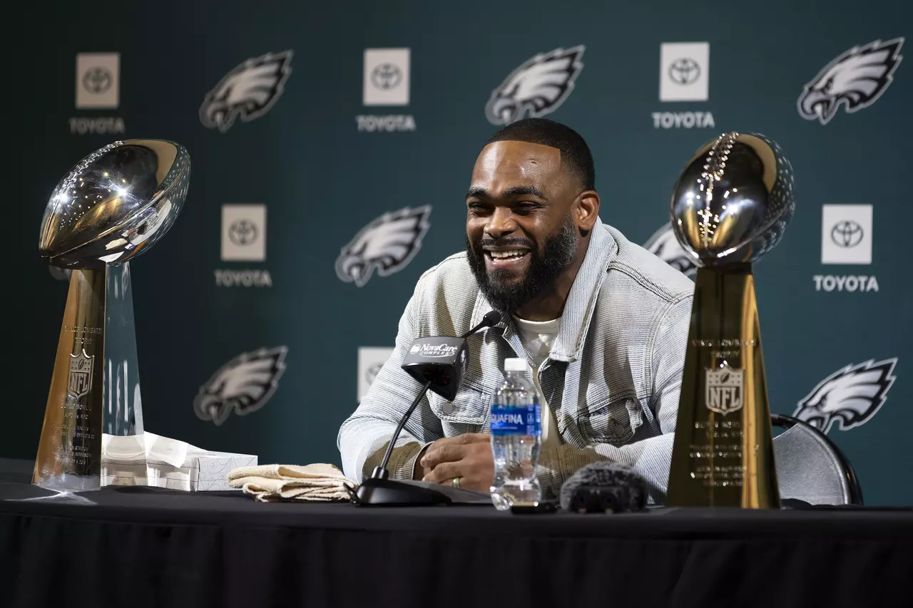 Marcus Hayes: Can the return of Brandon Graham fill the leadership void on the Eagles defense?