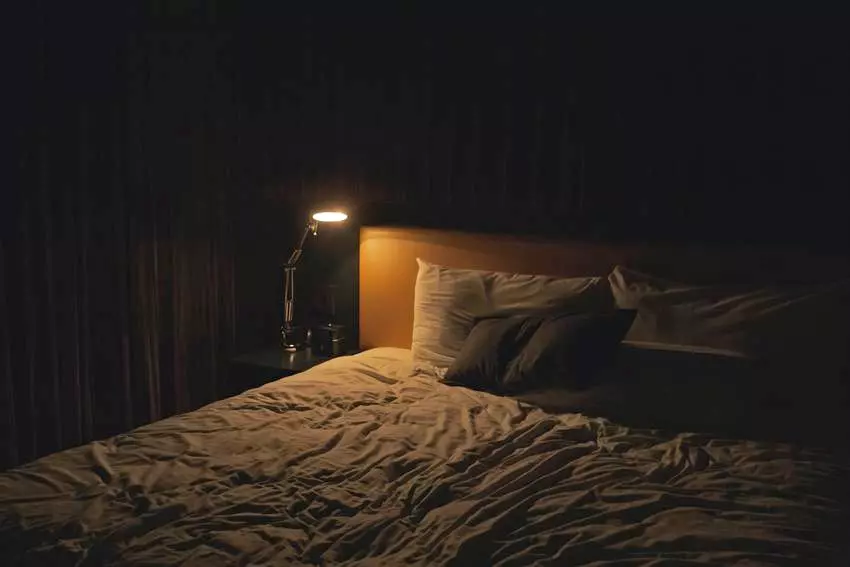 Learn to Create a Peaceful Sleeping Environment