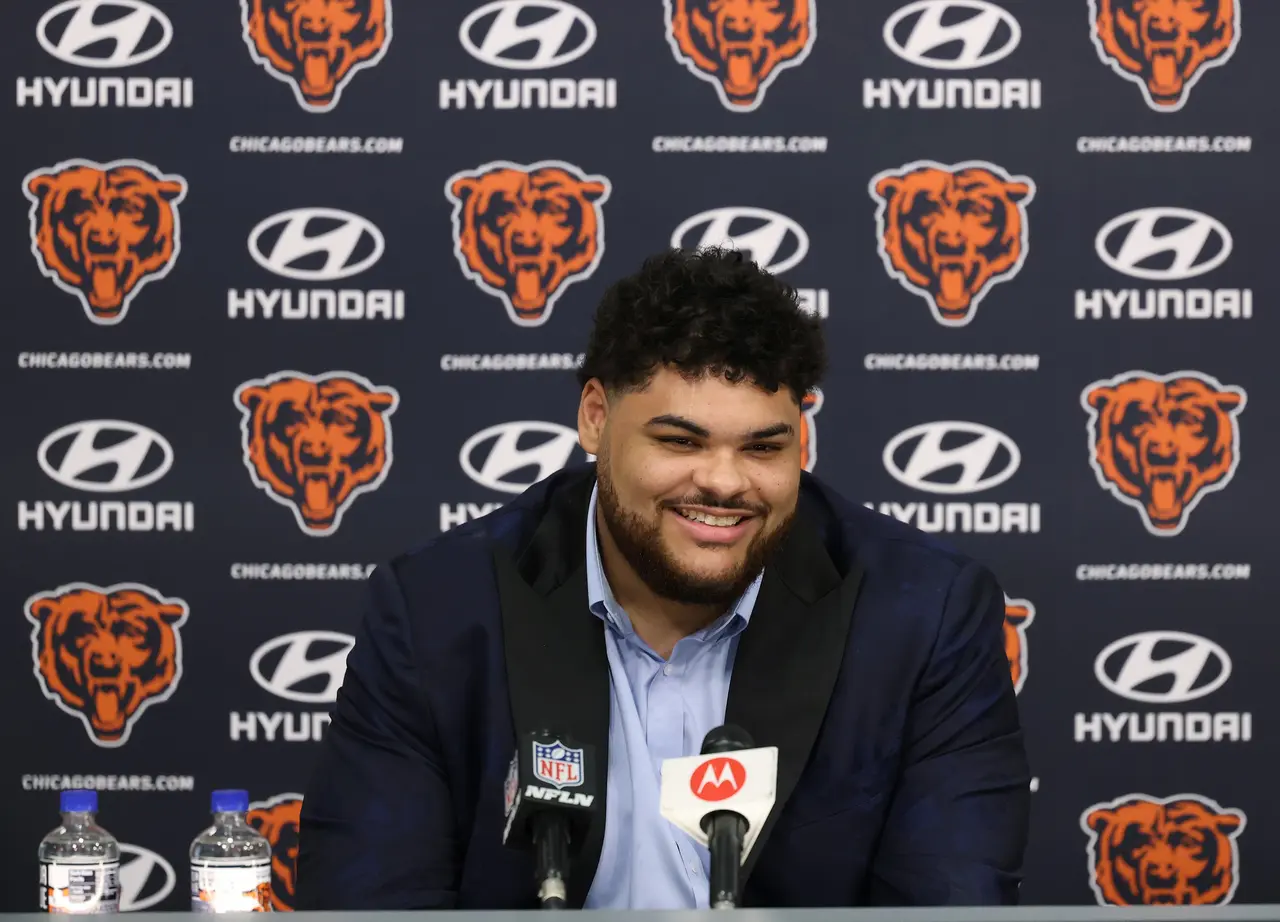 Brad Biggs: Massive payday for Darnell Wright is a sign the Bears are roster building the right way