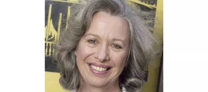 Polly Holliday, theater star famous as the tart waitress Flo on sitcom 'Alice,' dies at 88