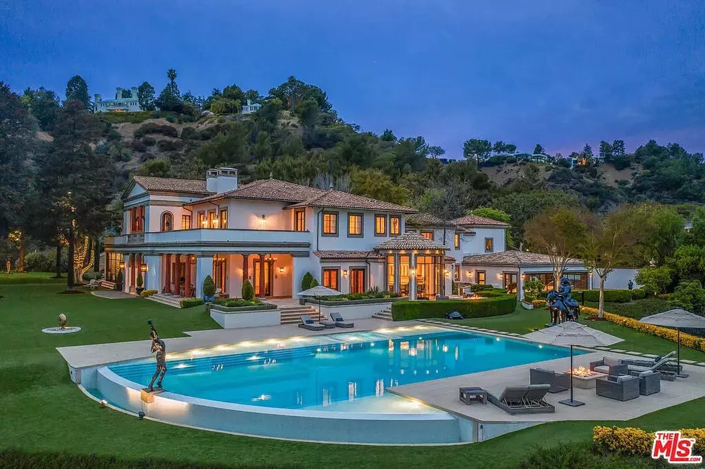 Adele's Estate Is Worth Over $100 Million