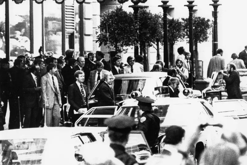 Sara Jane Moore, who attempted to assassinate President Ford, dies
