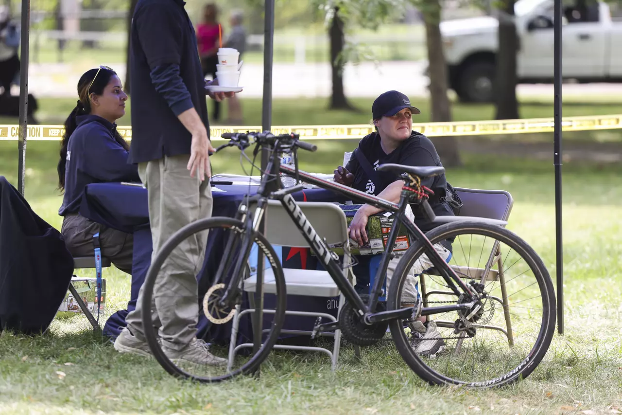 Editorial: Tent cities don’t belong in Chicago’s parks