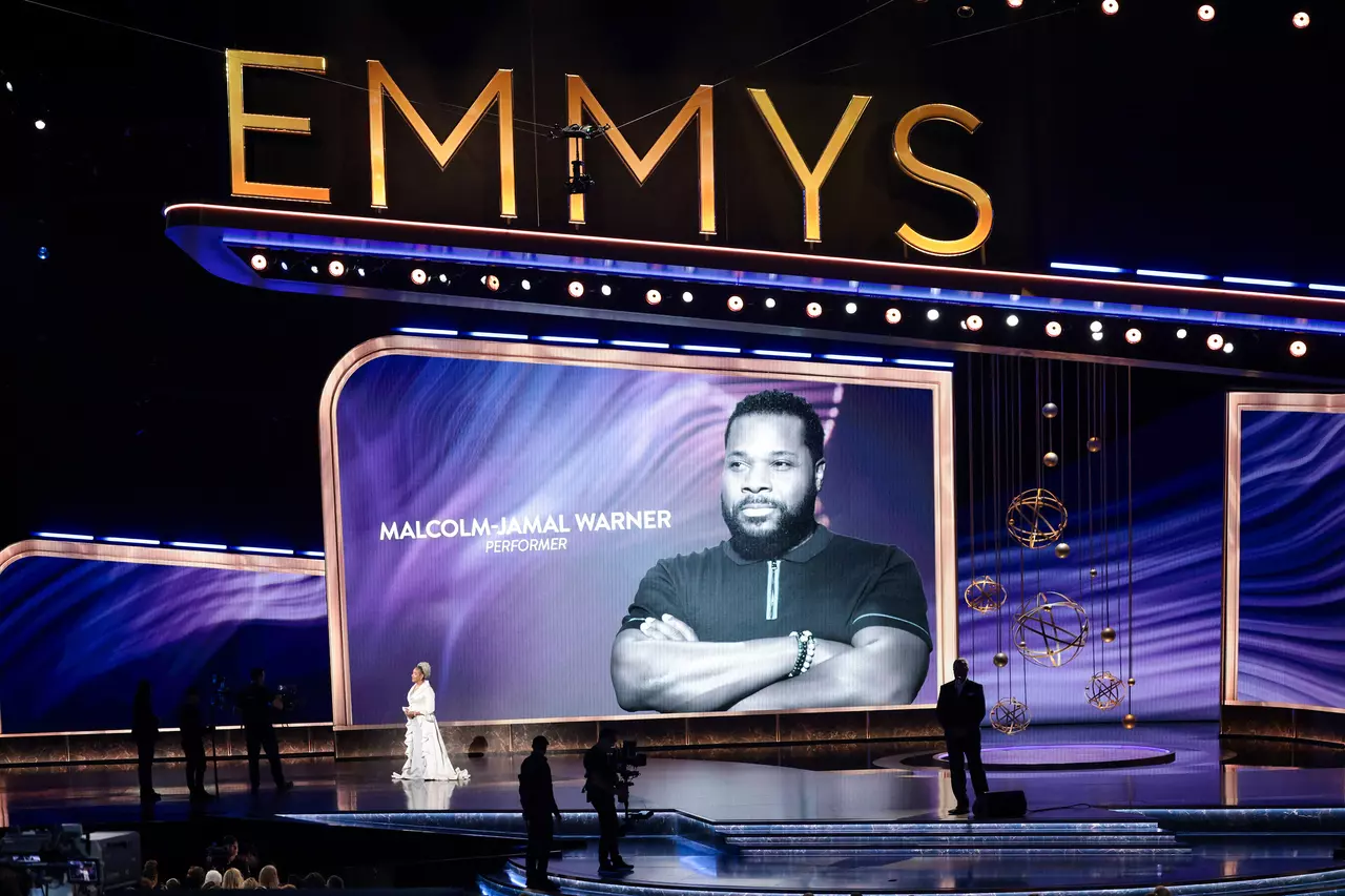 Malcolm-Jamal Warner honored by TV mom Phylicia Rashad during Emmys’ ‘In Memoriam’
