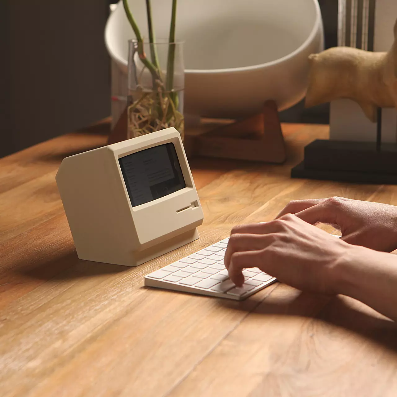 Turn Your iPhone Into a Classic Macintosh