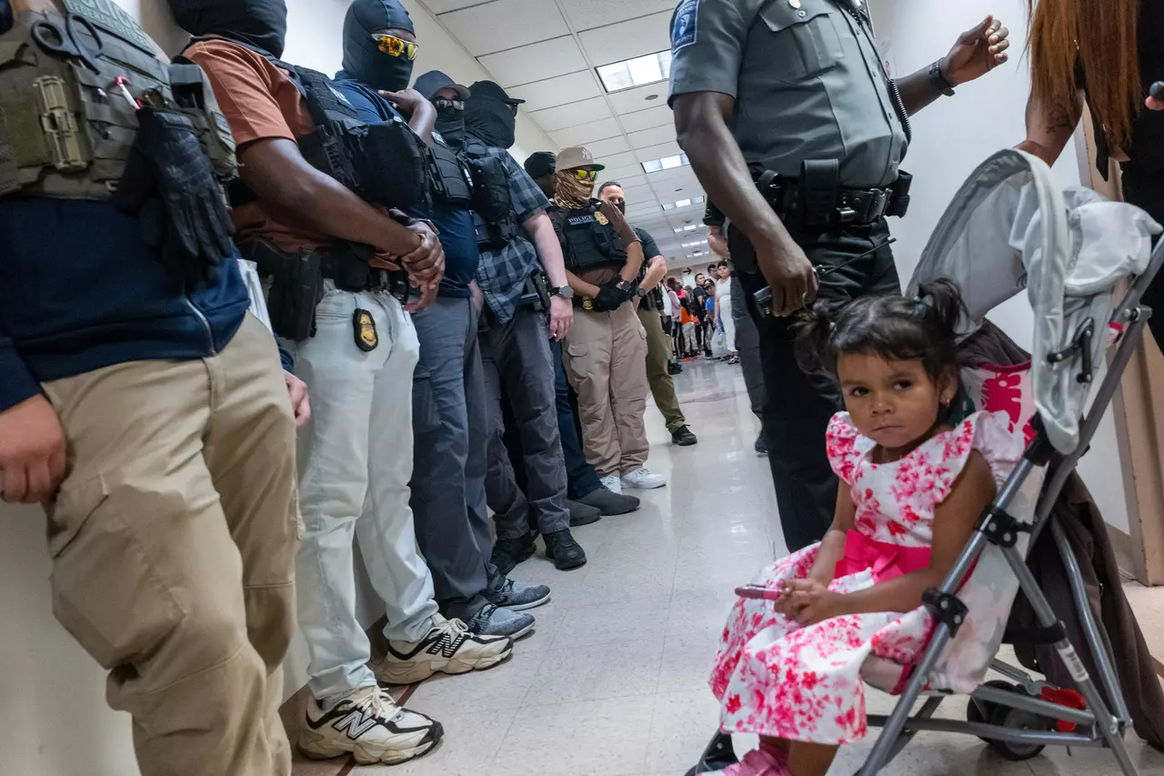 Lawyers fear 1,000 children from Central America are at risk of being deported