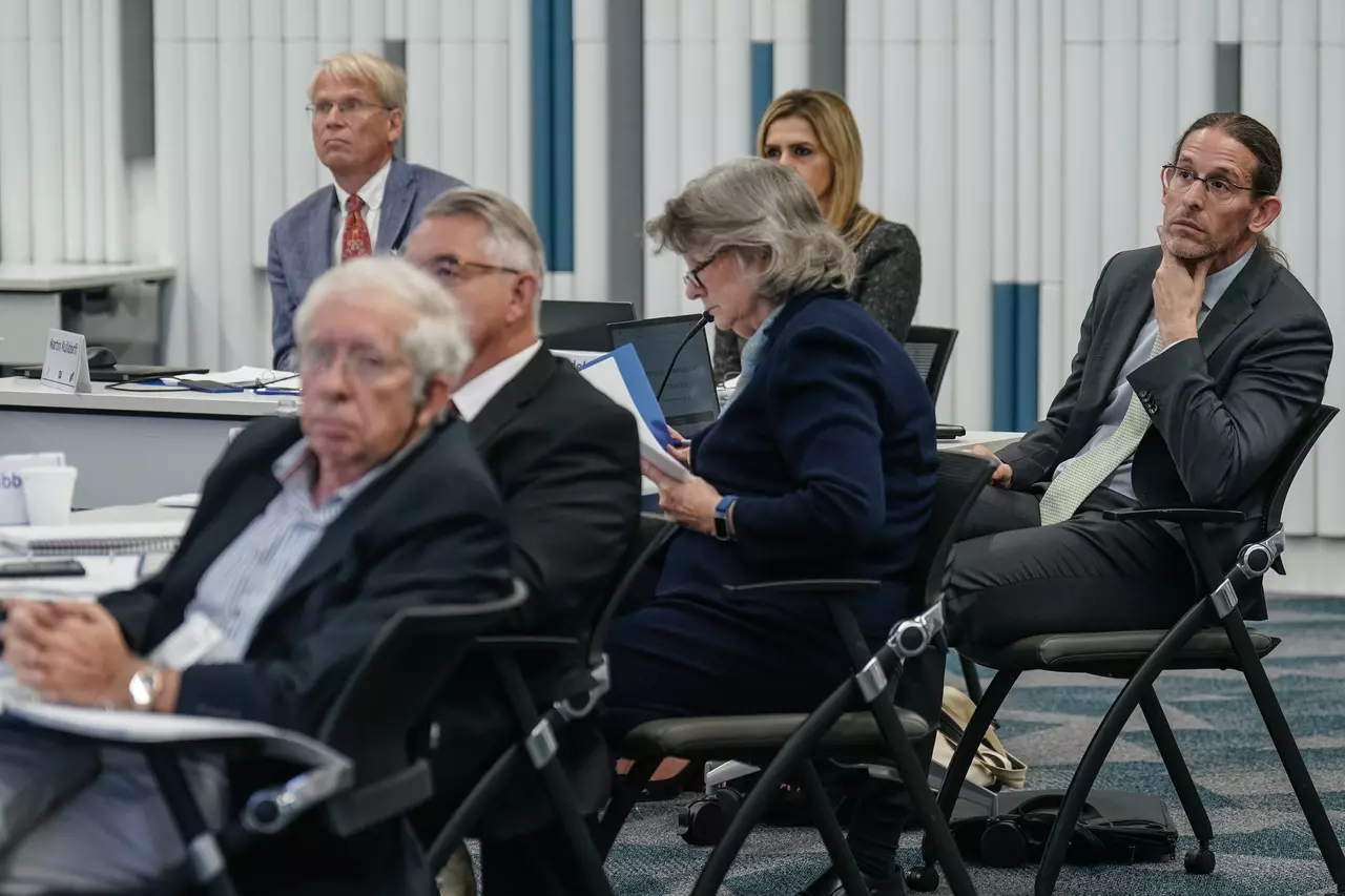 CDC committee votes on COVID-19 shots amid widespread criticism