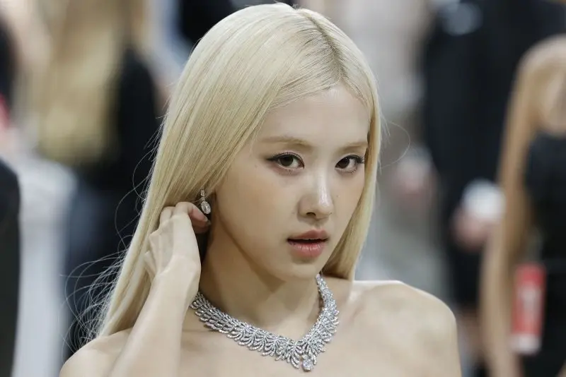 Blackpink's Rose releases 'New Trick' pop-rock single, music video
