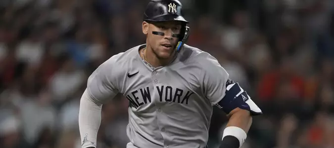 MLB's regular season enters its final 3 weeks. Here's a look at the playoff picture and awards races