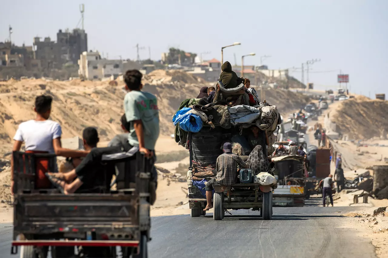 ‘Get out of there!’: Israel warns Gaza City to evacuate