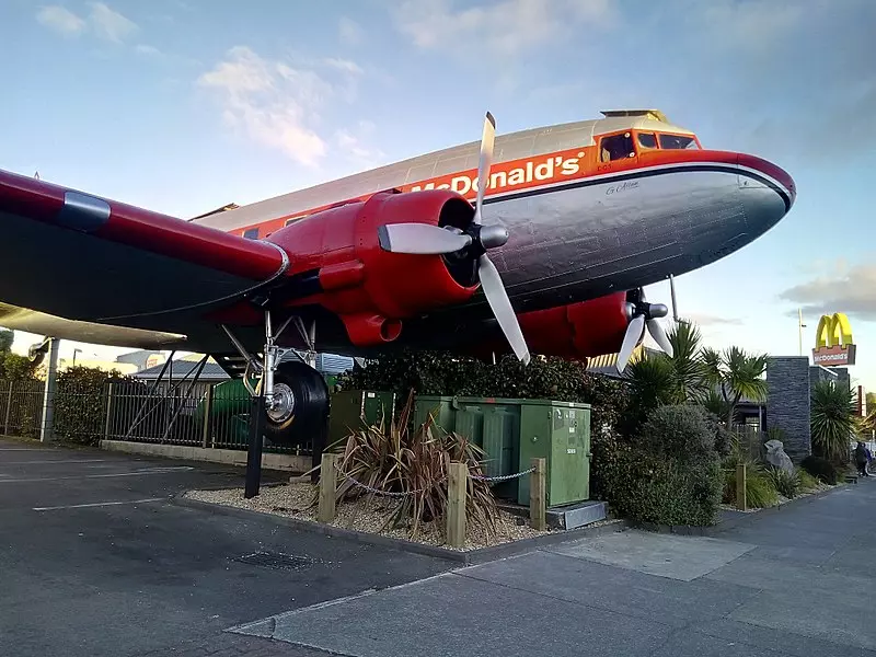 10 of the Most Bizarre McDonald's Restaurants﻿