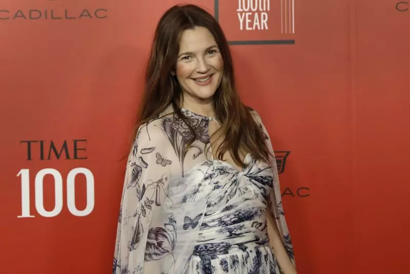 Drew Barrymore dances on 'Late Show' desk again 30 years later