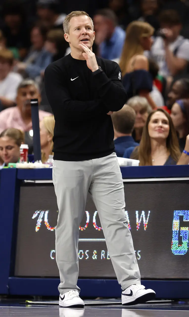 5 thoughts from Mavericks-Spurs: Short-handed Mavs don't back down vs. West's reigning champs