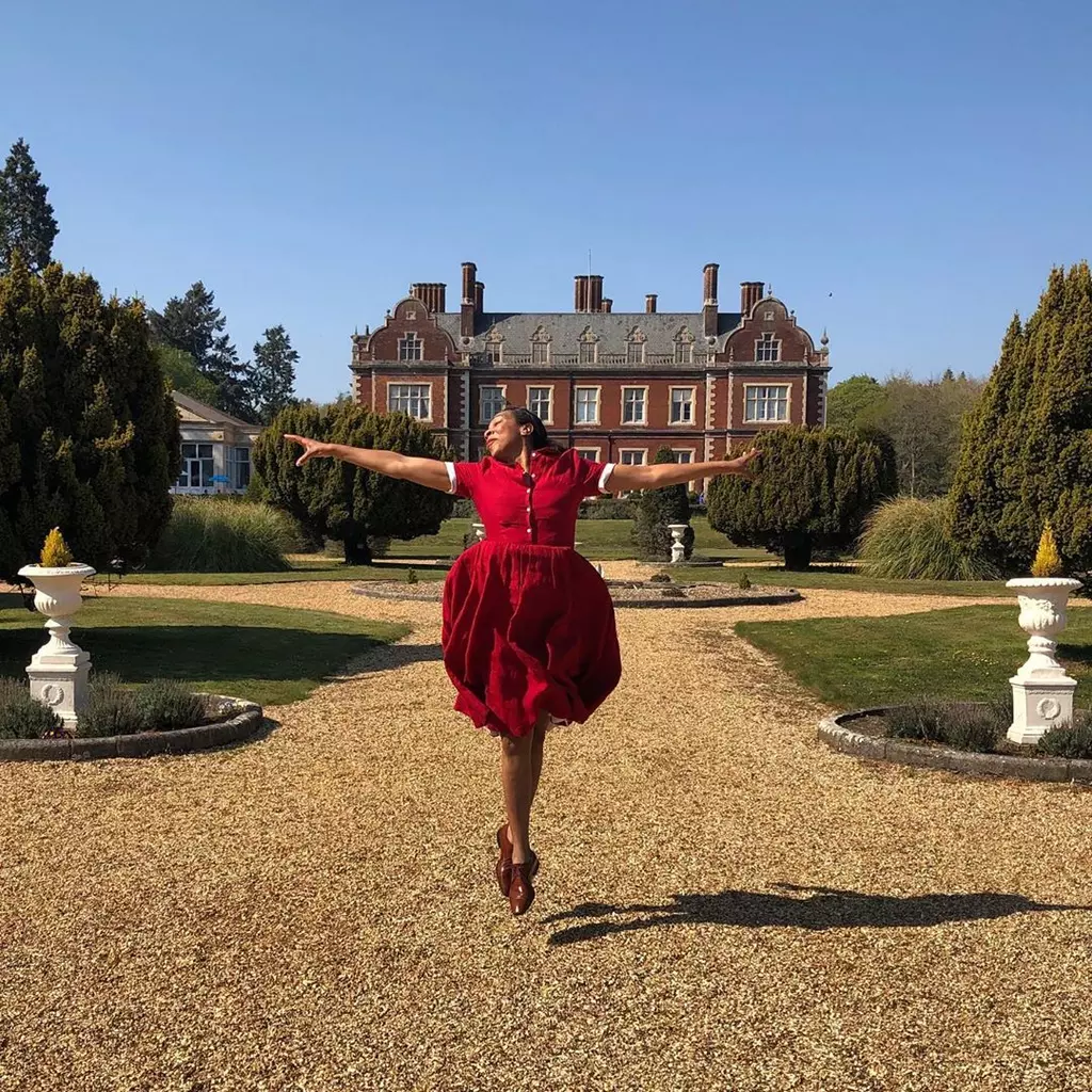 This British Stylist’s Vintage Look Captured a Global Audience