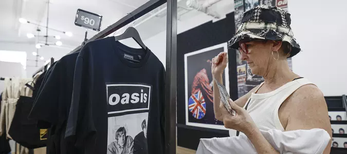 For LA's Anglophiles, the Oasis reunion is  'a football game with 80,000 people on same team'