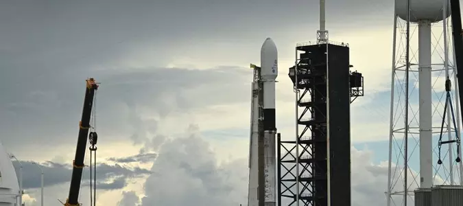 SpaceX launches 3 probes for NASA, NOAA to study space weather