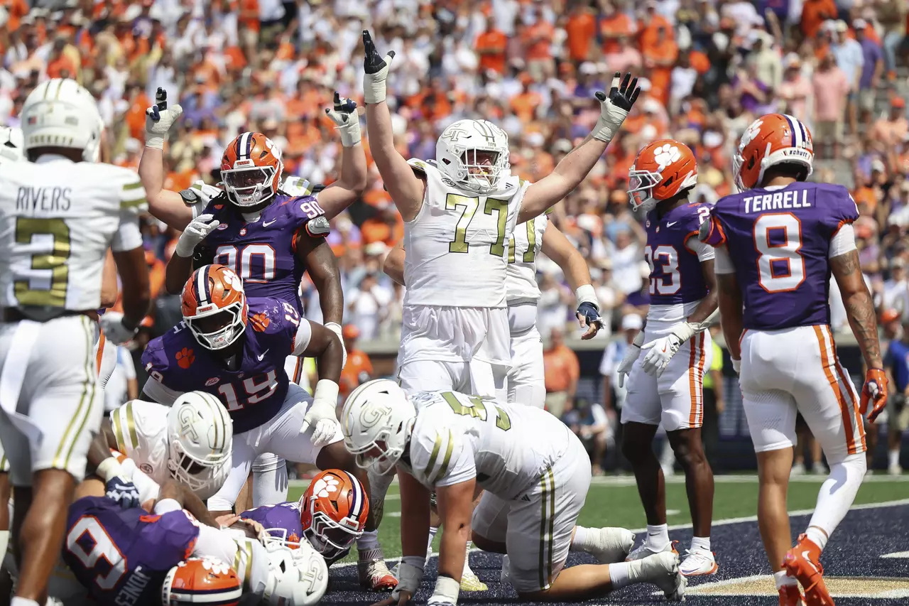 AP Top 25 preview: Clemson, South Carolina and Notre Dame lose in Week 3