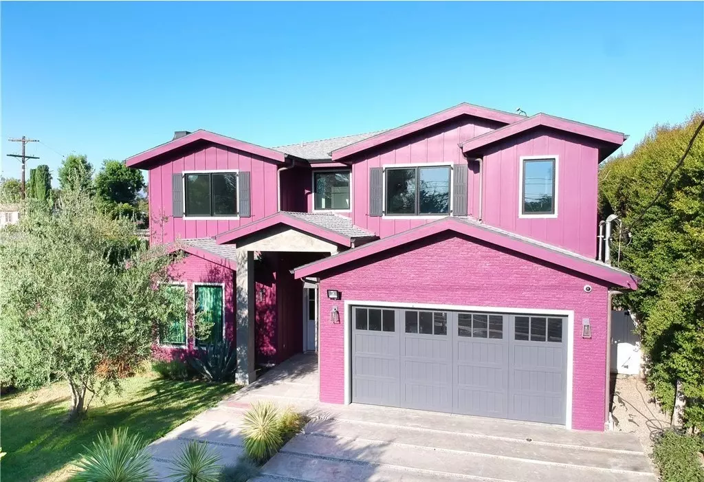 Inside Bella Thorne’s Eclectic California Home