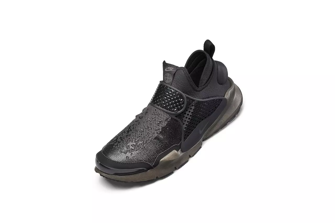 Nike Stone Island Sock Dart Collab