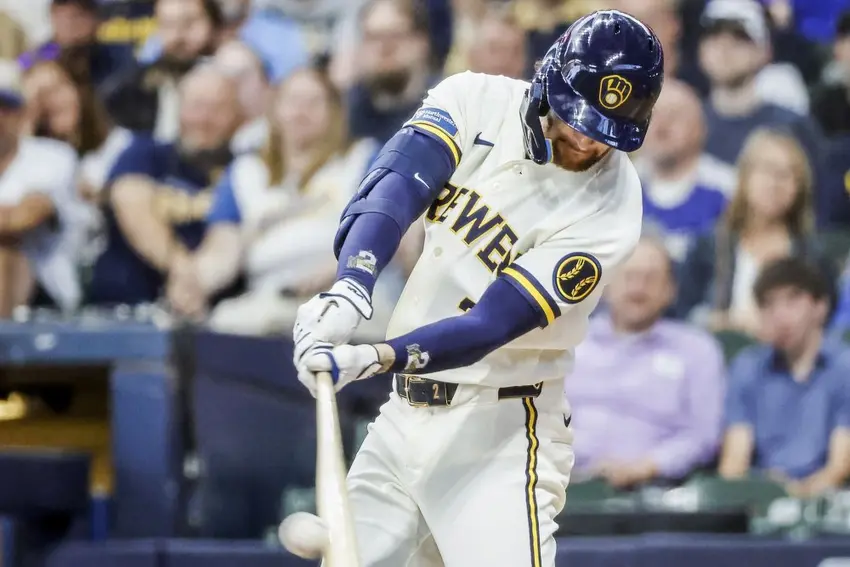 MLB: Milwaukee Brewers defeat Cleveland Guardians