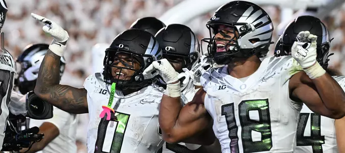 Oregon moves to No. 2 behind Buckeyes in AP poll; Rebels, Sooners join top 5; Alabama back in top 10