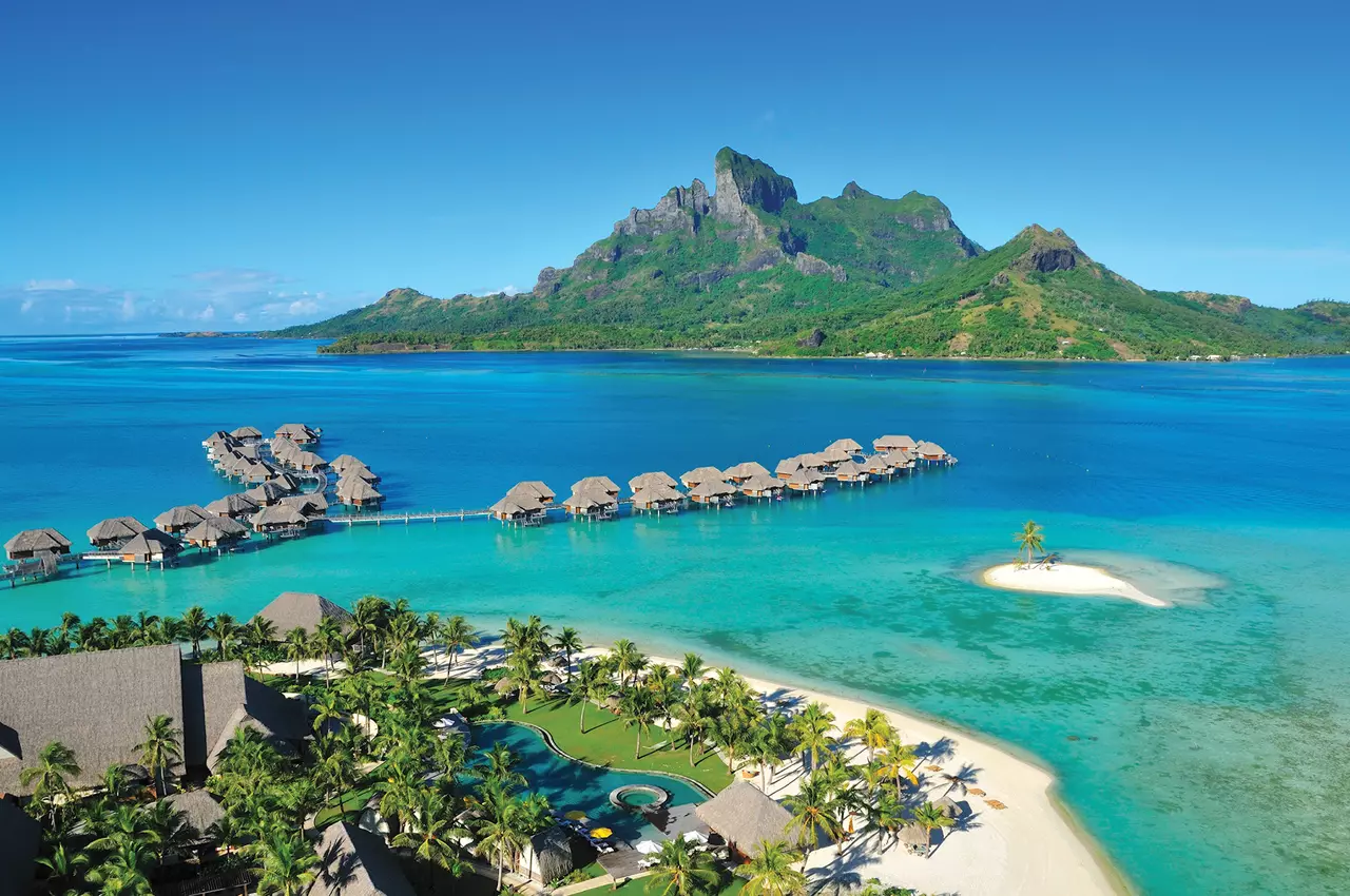 8 Picturesque Luxury Overwater Bungalows