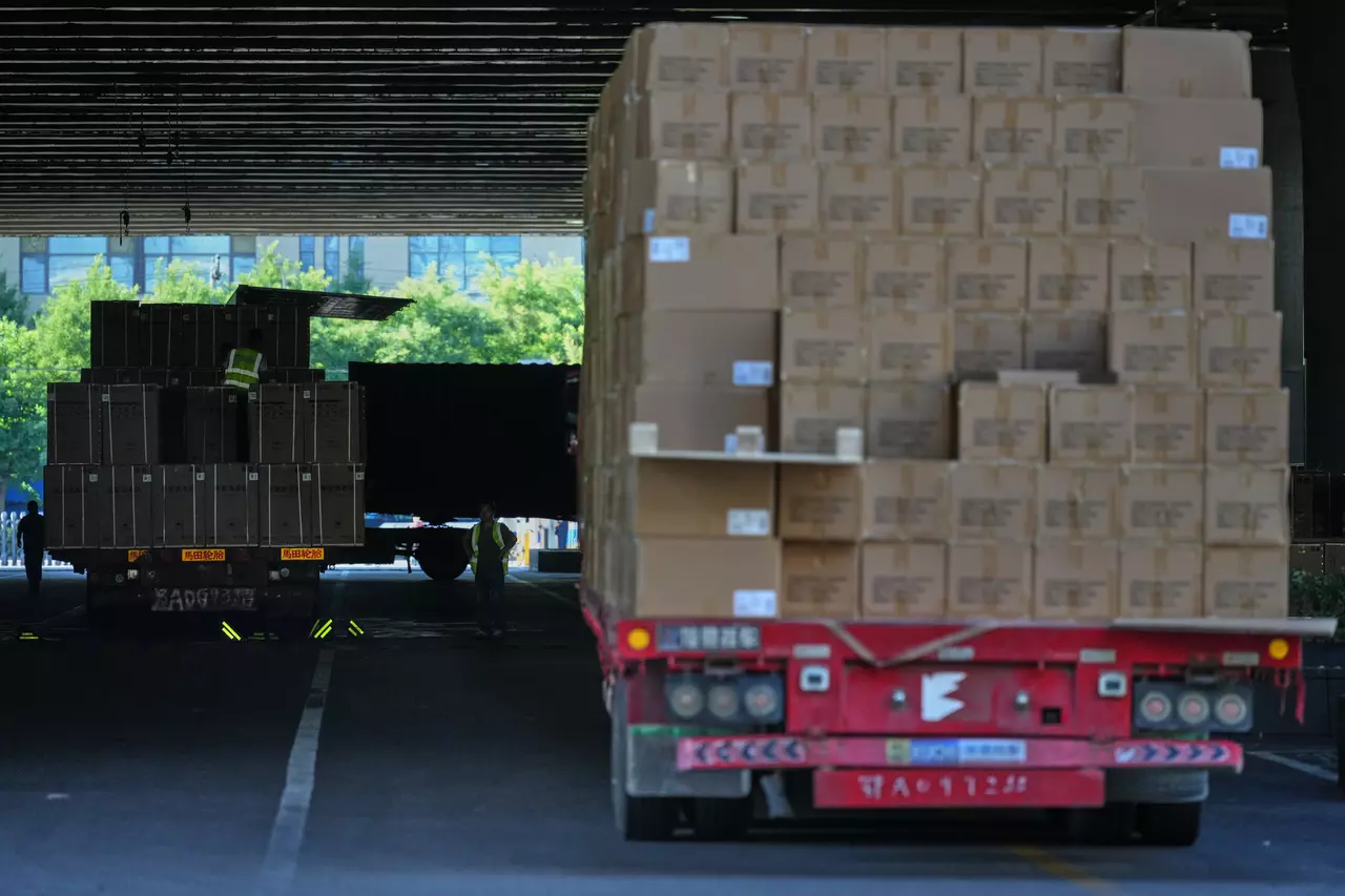 China’s exports jump 19.4% in May from a year earlier, boosted by demand for autos and tech goods