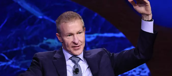 Why United CEO warns Olympics could be ‘net negative’ for airlines in Los Angeles
