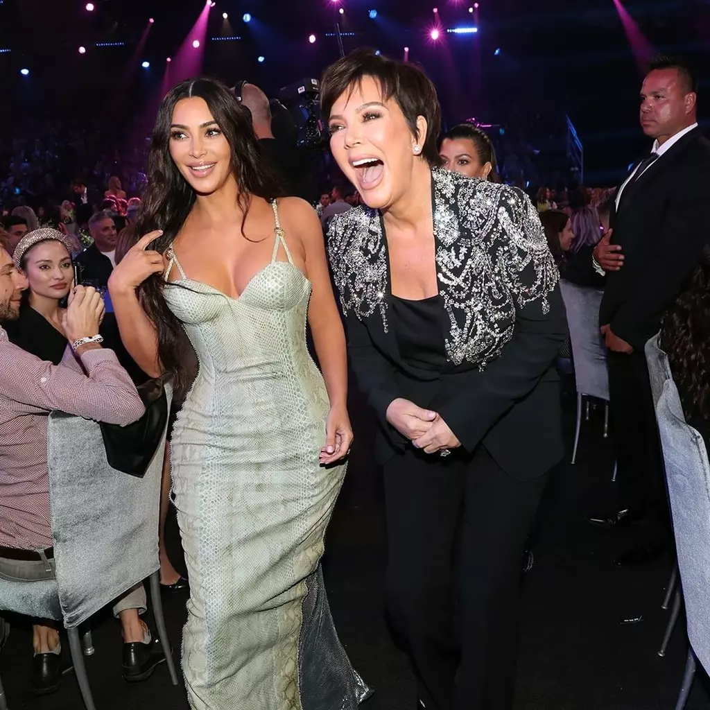 Inside the E! People’s Choice Awards