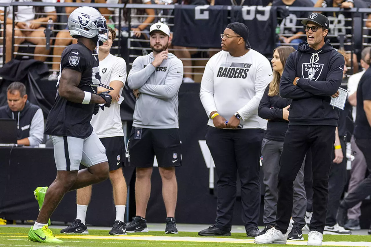 What does Tom Brady do? Raiders' Chip Kelly tries to clarify minority owner's role.