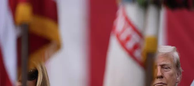 Trump calls on all NATO countries to stop buying Russian oil, threatens 50% to 100% tariffs on China