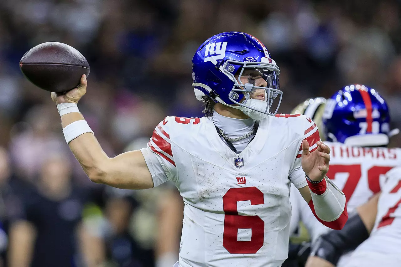 Pat Leonard: The Giants have to be careful not to ruin Jaxson Dart, too