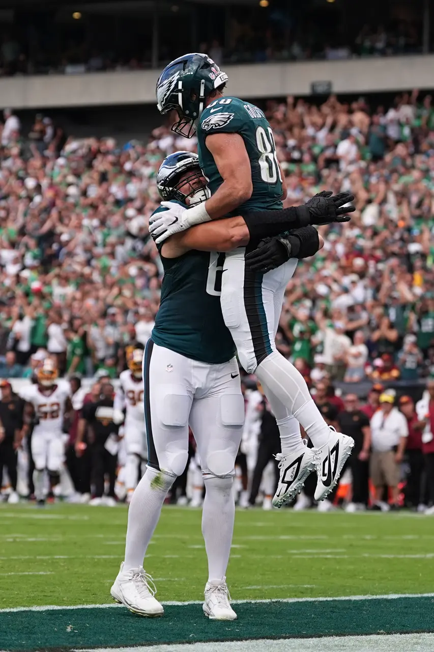 Eagles All-Pro offensive lineman Lane Johnson retires after 14 seasons