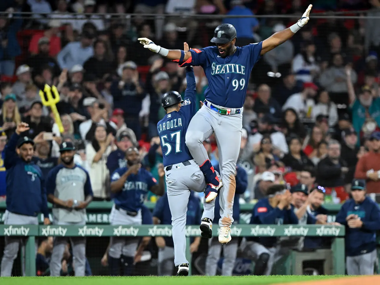 Lazaro Montes’ magical MLB debut propels Mariners to win over Red Sox