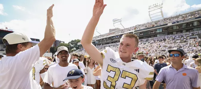 Georgia Tech hits game-ending 55-yard FG as time expires to stun No. 12 Clemson 24-21