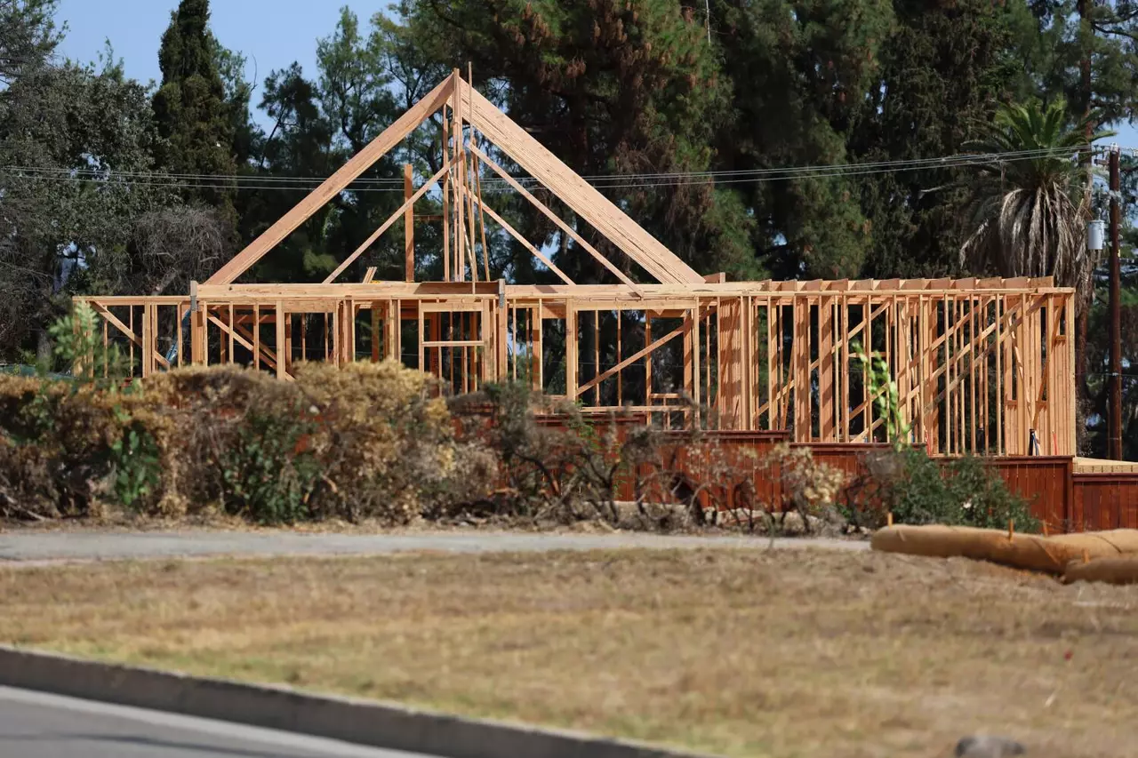 Steve Lopez: The immigration raids are crushing LA's fire recovery and California's economy