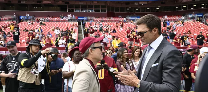 Tom Brady's dual roles as Fox Sports NFL analyst, Raiders limited owner continue to raise questions
