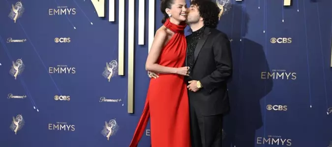 Celebrity couples: Selena Gomez, Benny Blanco step out at the Emmys