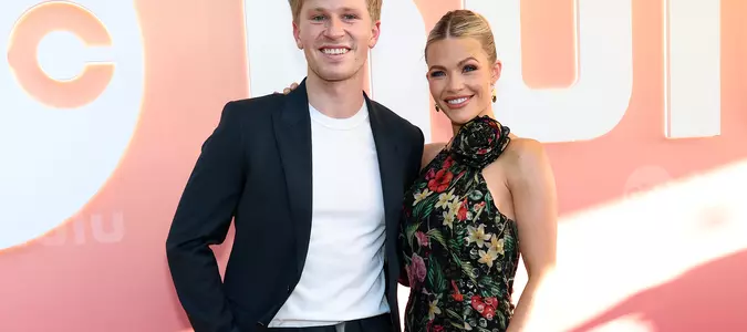 Robert Irwin delivers 'the best first dance' Derek Hough has seen on 'DWTS'