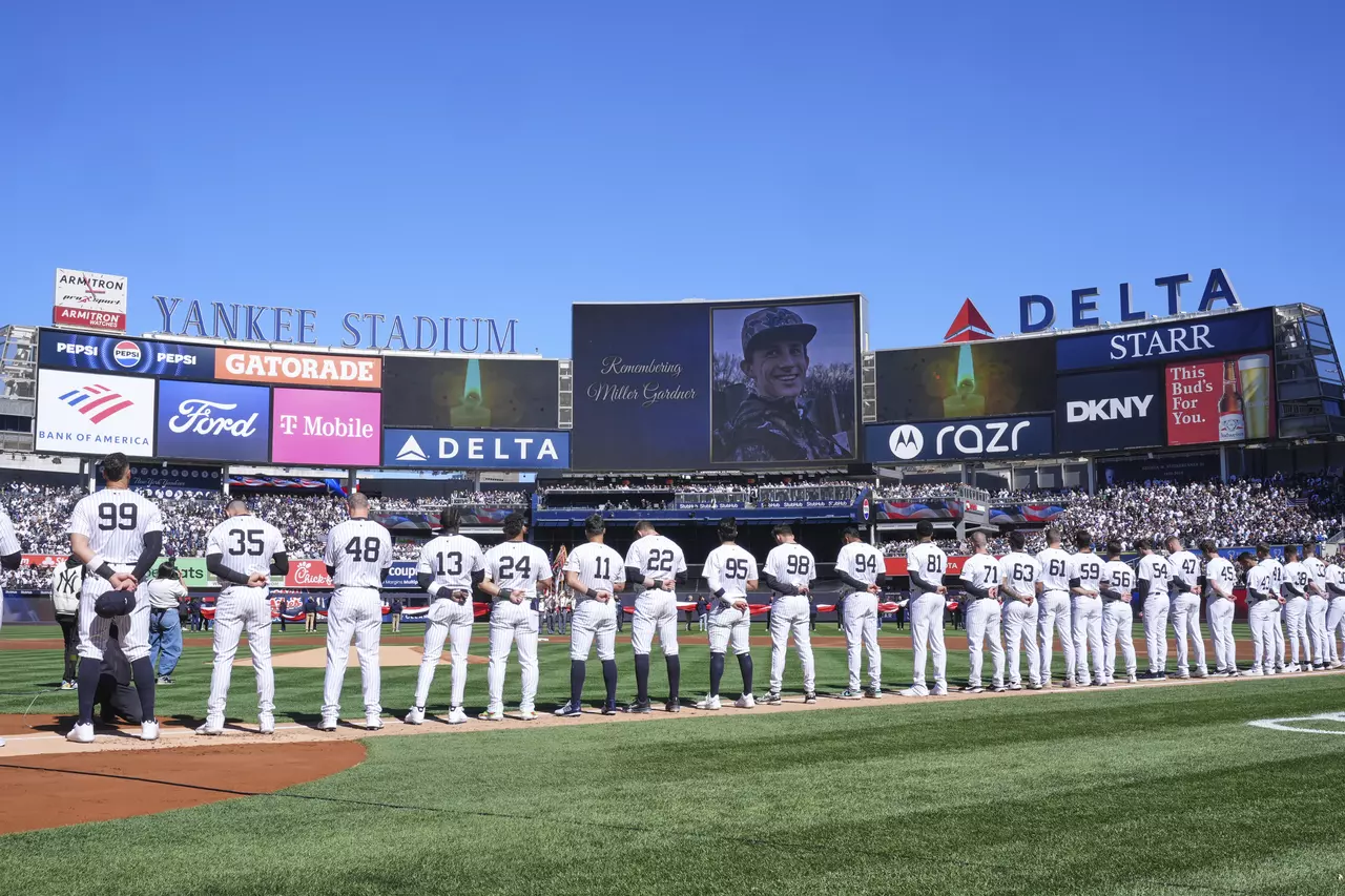 Authorities raid Costa Rica hotel again over death of Brett Gardner's son