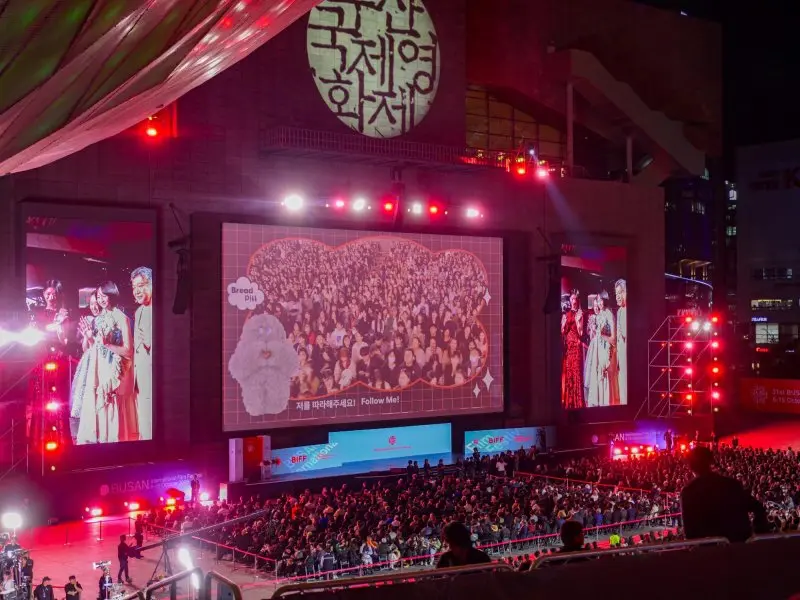 Busan film fest kicks off with big stars and lofty ambitions