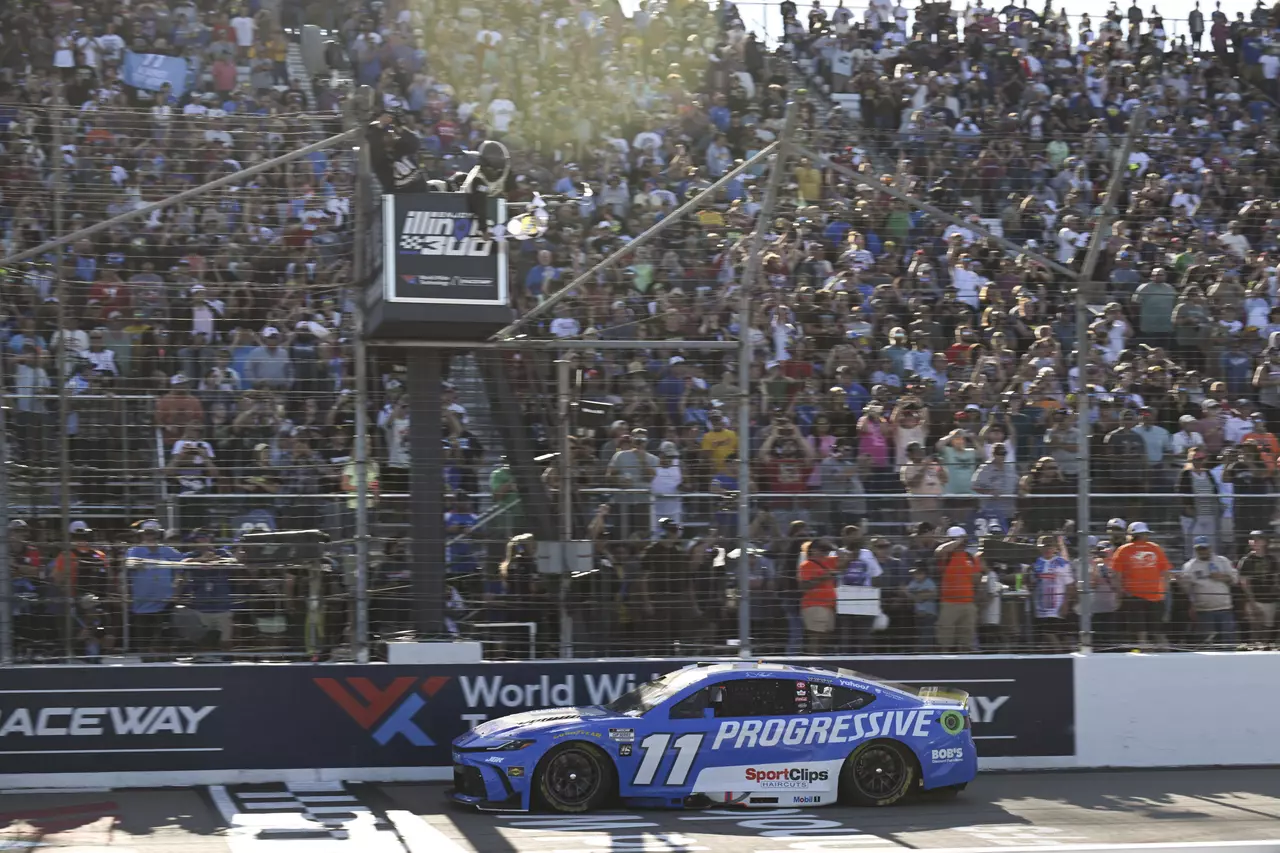 Toyotas turning heads with speed in NASCAR playoffs. 'They're ridiculously fast,' Joey Logano says